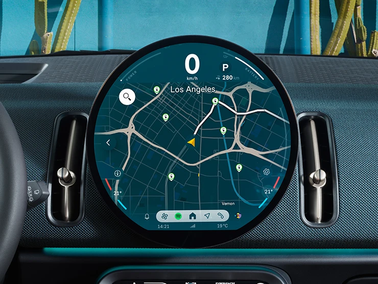 Detail view of the all-electric MINI Countryman interaction unit with focus on the navigation.