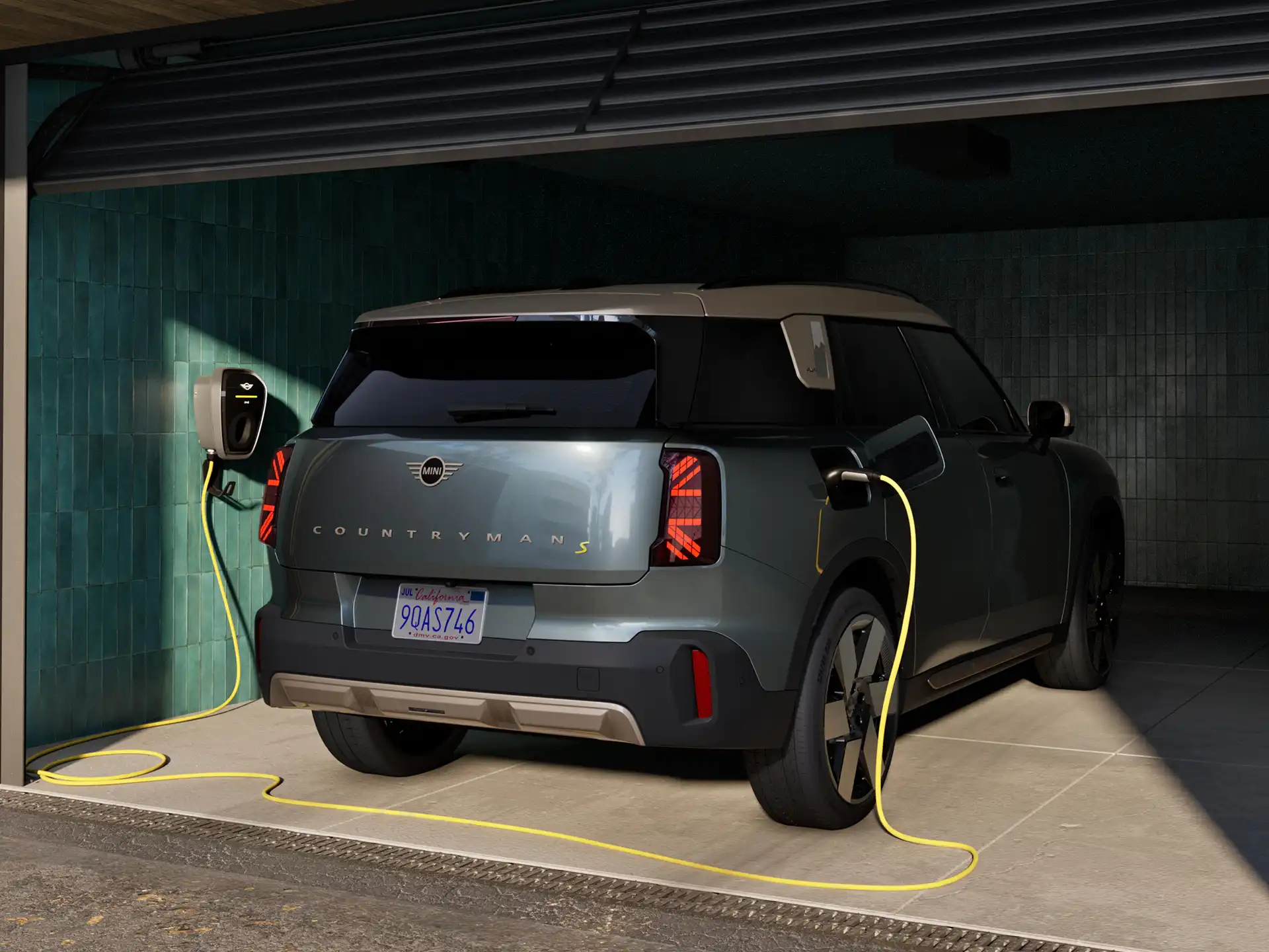 All-electric MINI Countryman - Garage