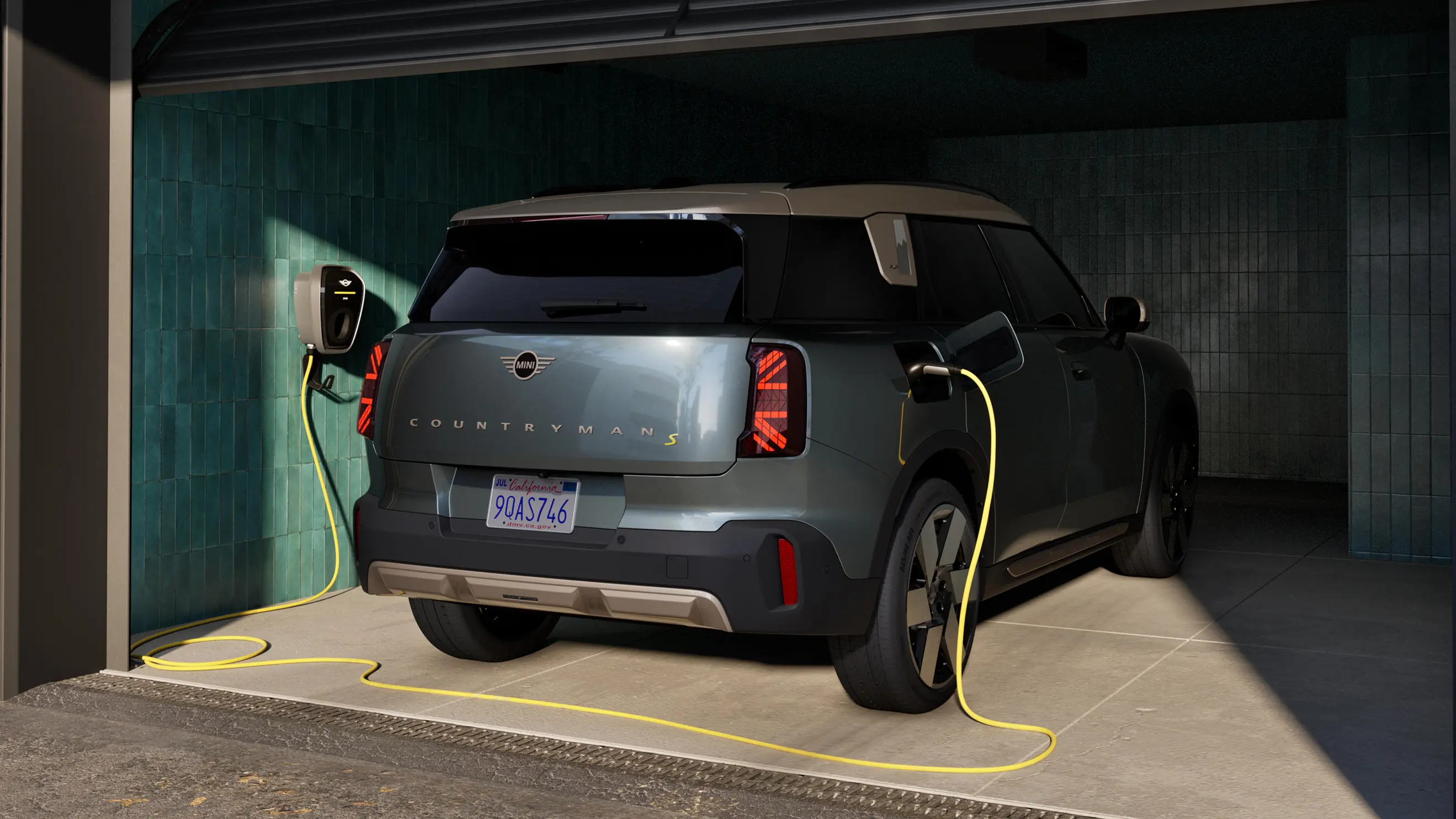 All-electric MINI Countryman - Garage
