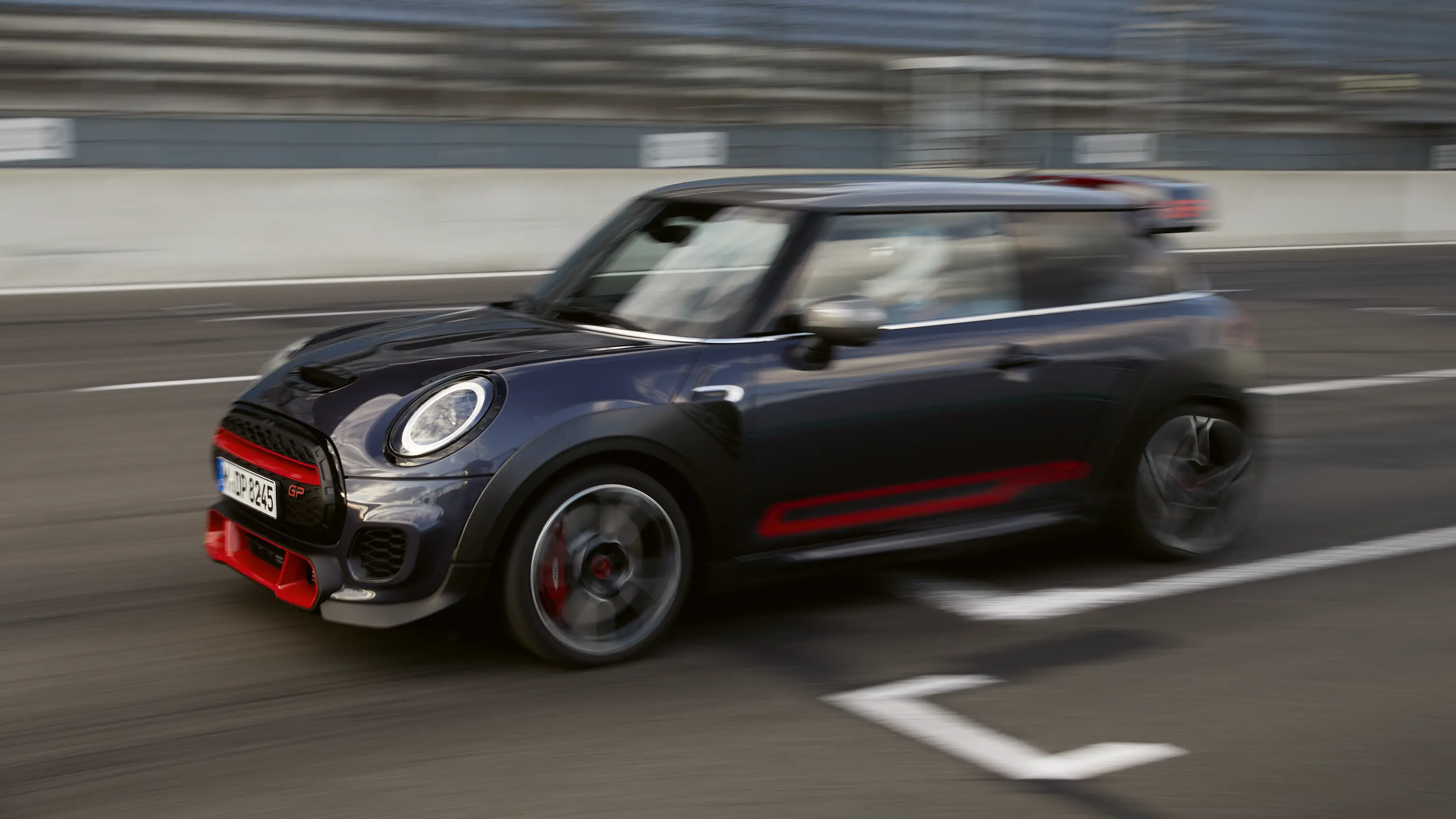 MINI John Cooper Works - Racing MINI GP