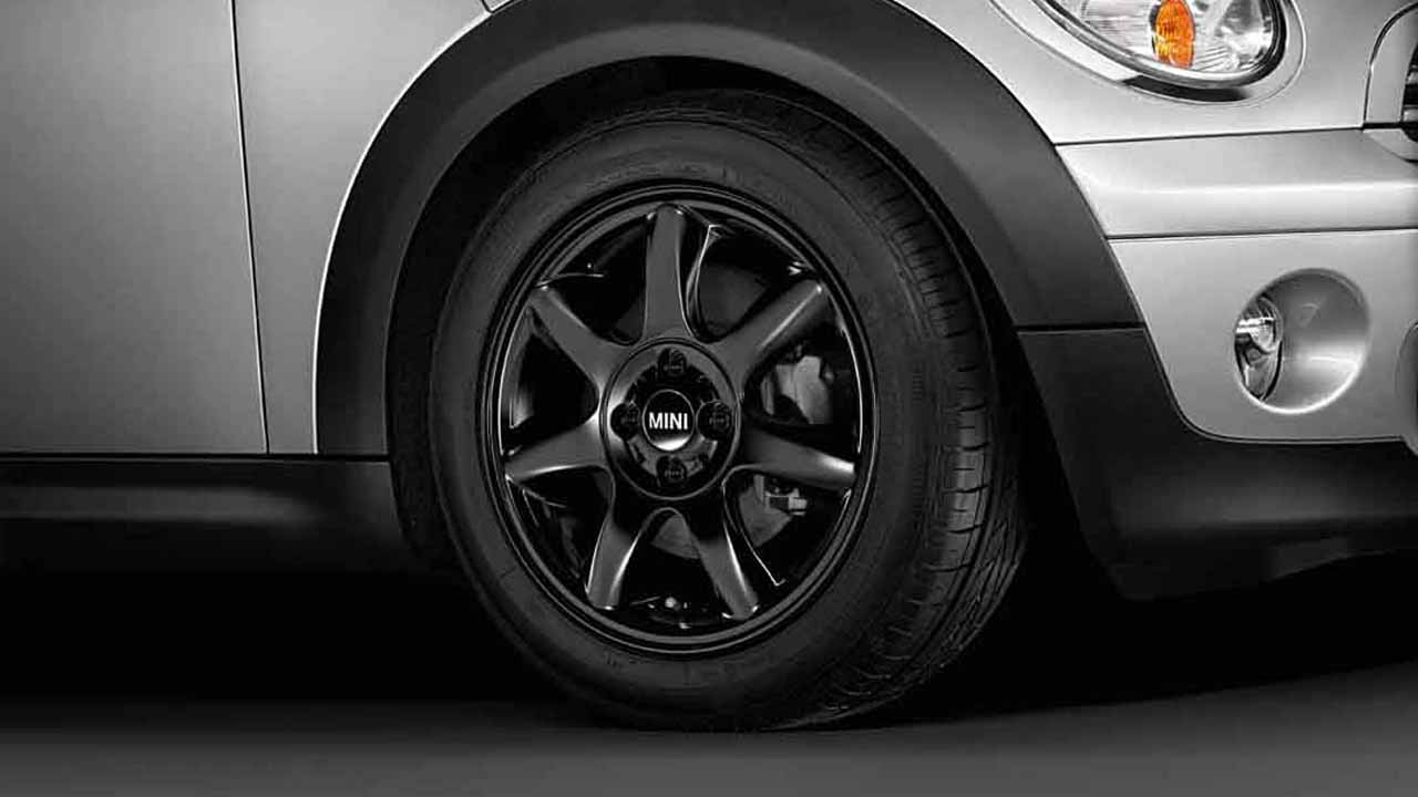 Light alloy wheel Bridge-spoke R94 in Black, complete winter wheel