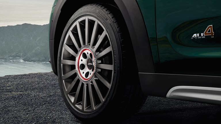 John Cooper Works Pro light alloy wheels