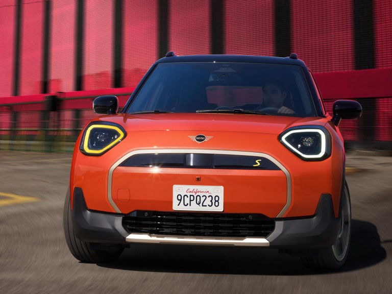 All-Electric MINI Aceman - driving experience - aerodynamic efficiency