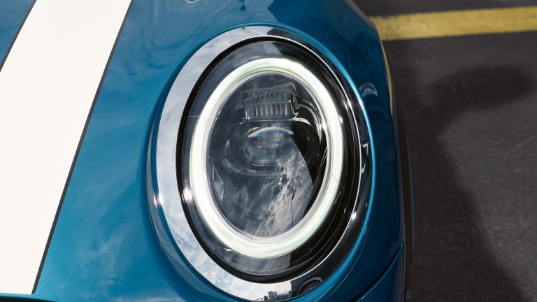 MINI 5-door Hatch – led – adaptive headlights